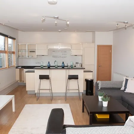 Apartmán Penthouse In City Centre *